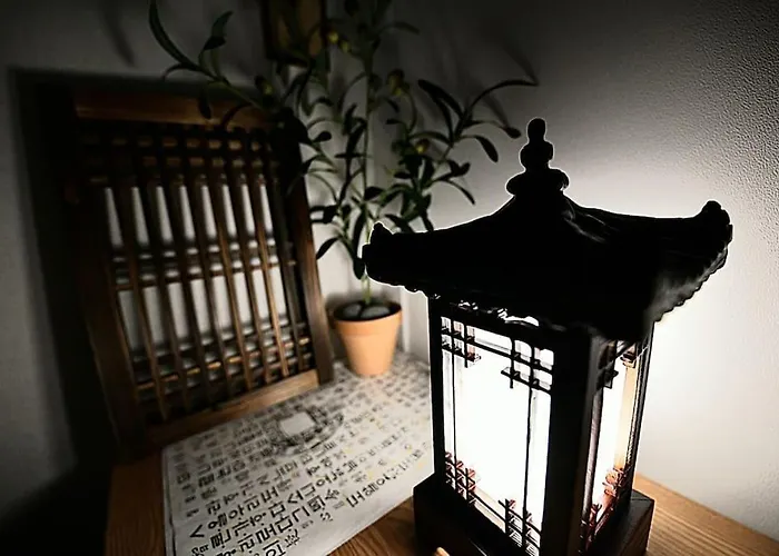 Healing & Romang House